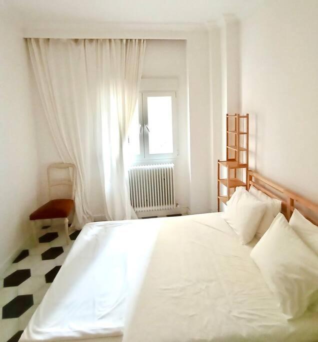 Stylish City Flat Near Promenade Szaloniki Kültér fotó